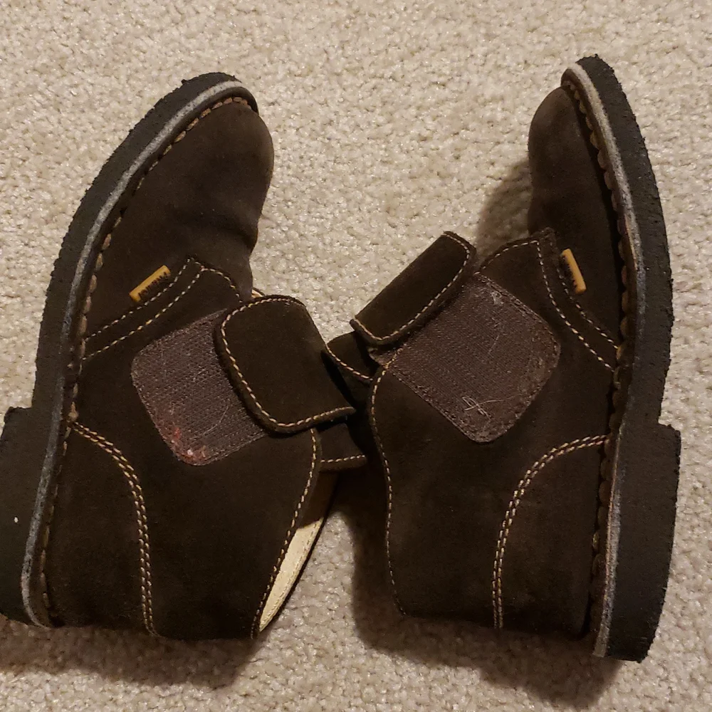 10 or 27 primigi suede brown boots Toddler